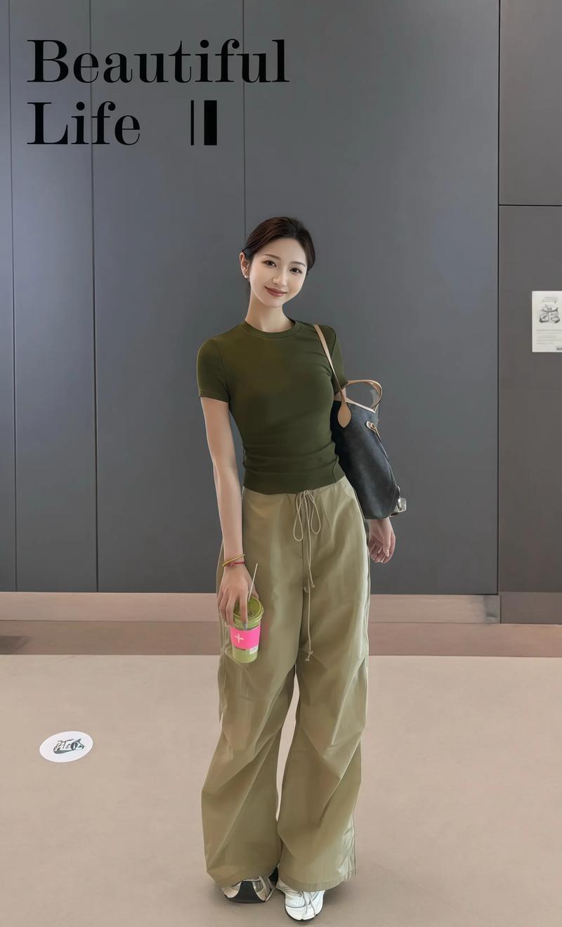 打造时尚魅力:男士休闲裤穿搭技巧